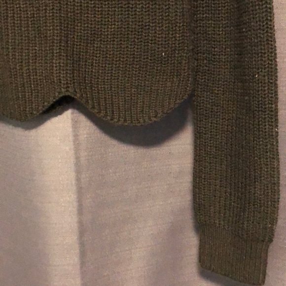 Scalloped Hem Sweater - Picture 2 of 3